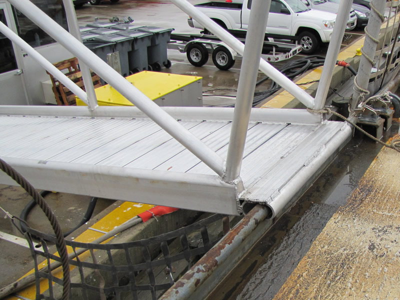 Another type of hinge.